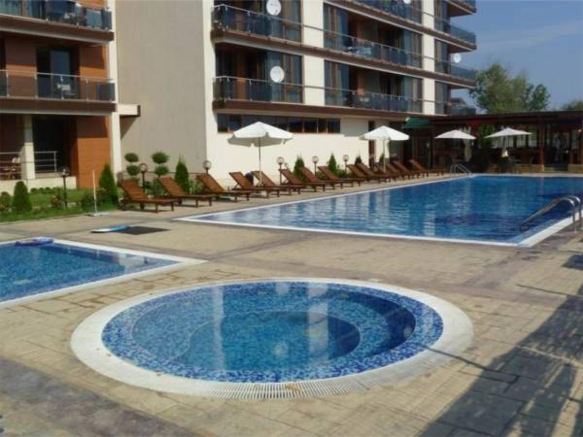 Pomorie Bay Aparthotel Екстериор снимка