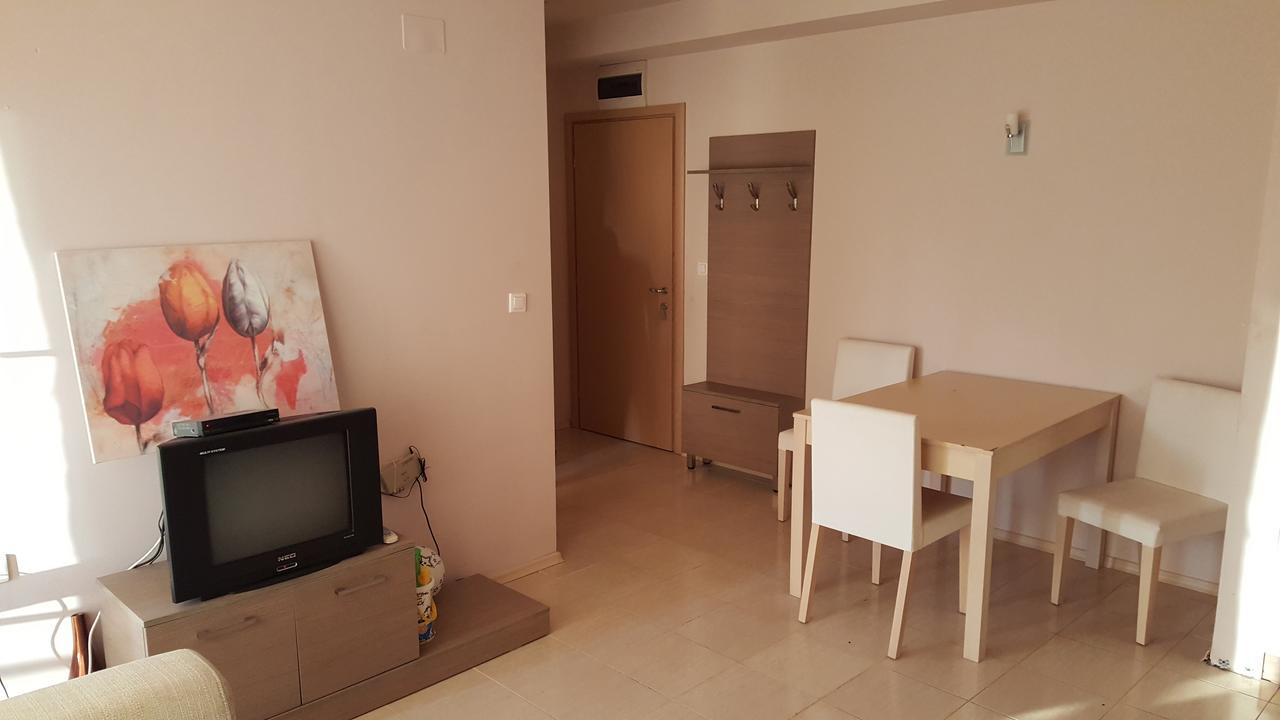 Pomorie Bay Aparthotel Екстериор снимка