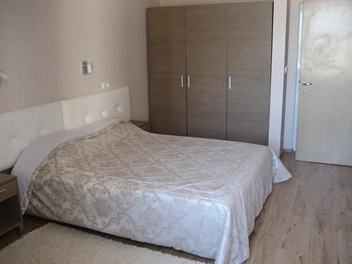 Pomorie Bay Aparthotel Екстериор снимка