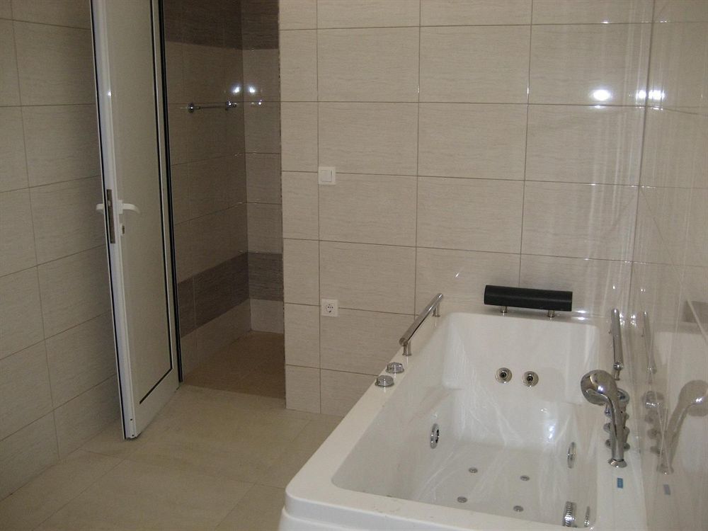 Pomorie Bay Aparthotel Екстериор снимка